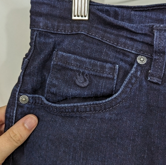 Gloria Vanderbilt Amanda Dark Wash Straight Leg Jeans Sz 12 - Picture 3 of 12